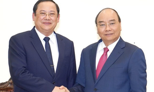 Thủ tướng: Việt Nam sẵn sàng hỗ trợ Lào tư vấn chính sách kinh tế vĩ mô